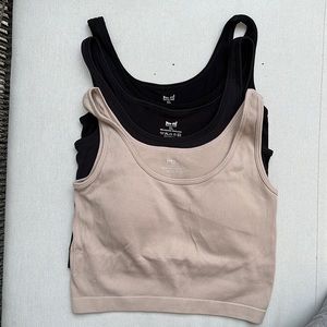 Women basic crop top